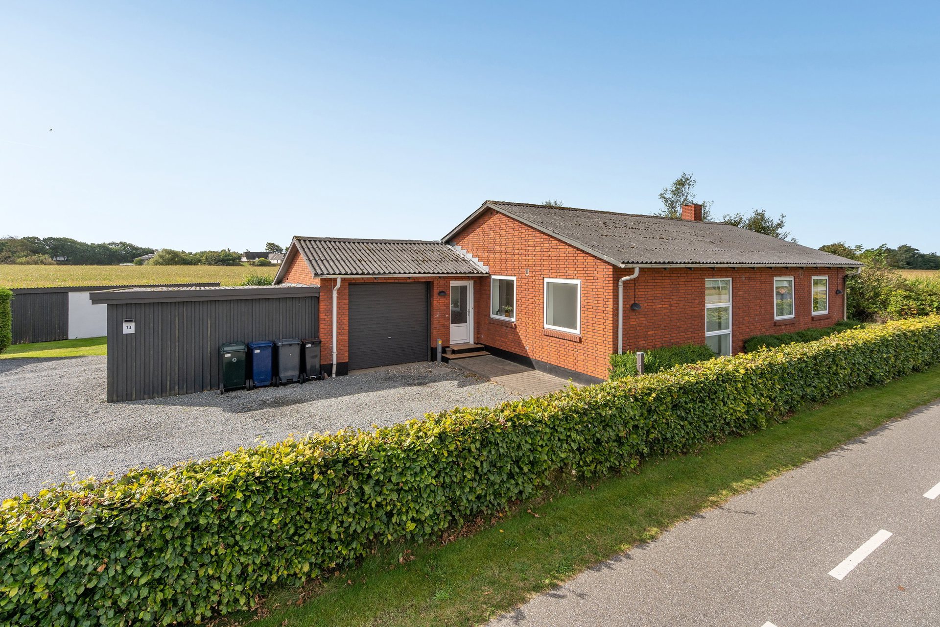 Gennemrenoveret villa på 135 m2 i naturskønne omgivelser!