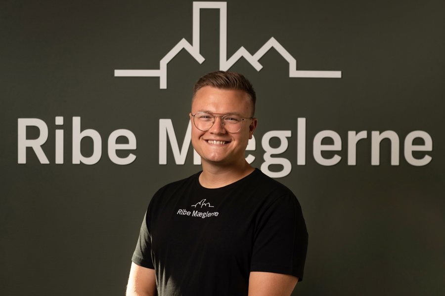 Indehaver og ejendomsmægler Jeppe Ivang Henriksen