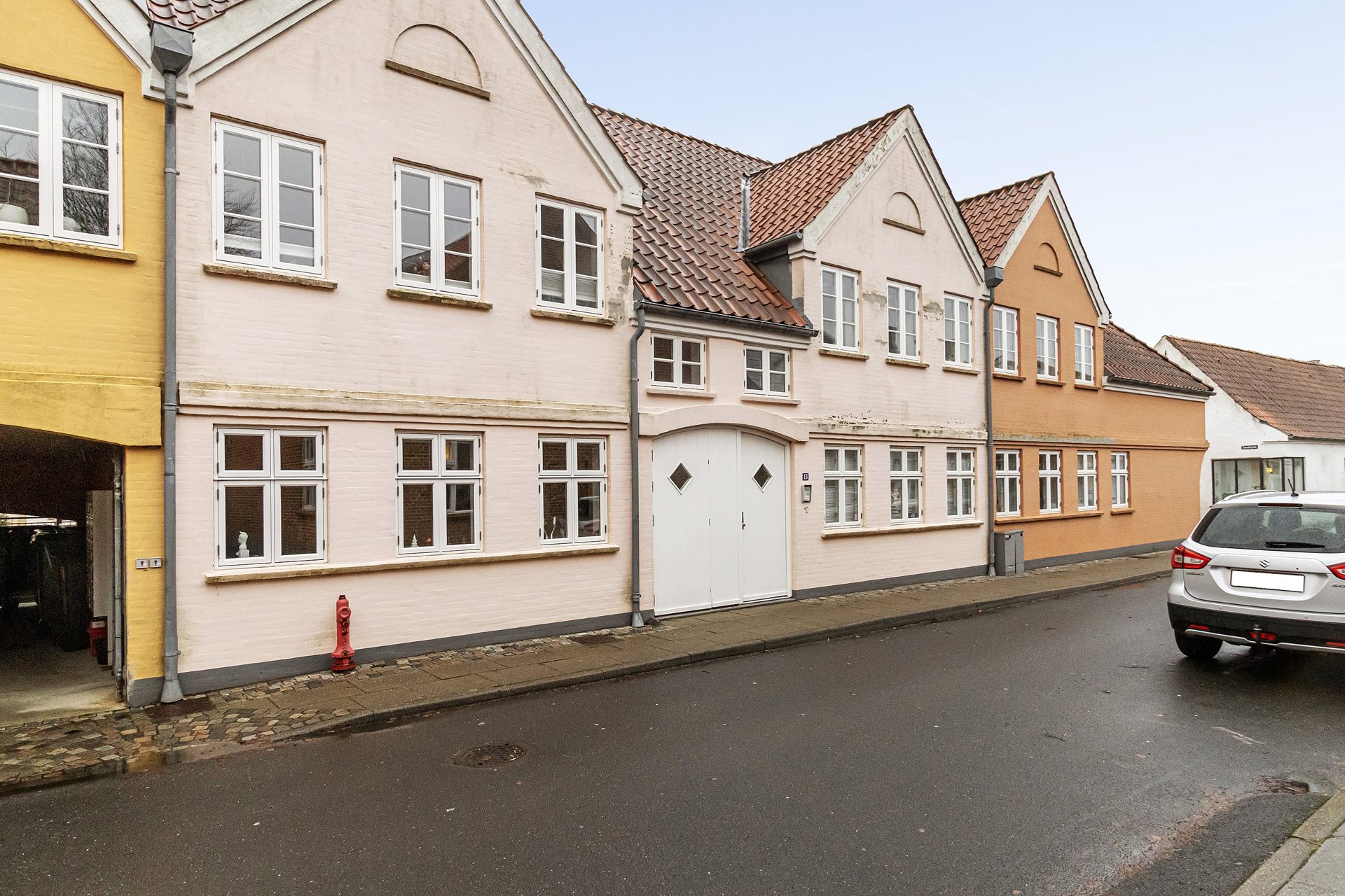 Ejerlejlighed i Skovgade med egen p-plads!