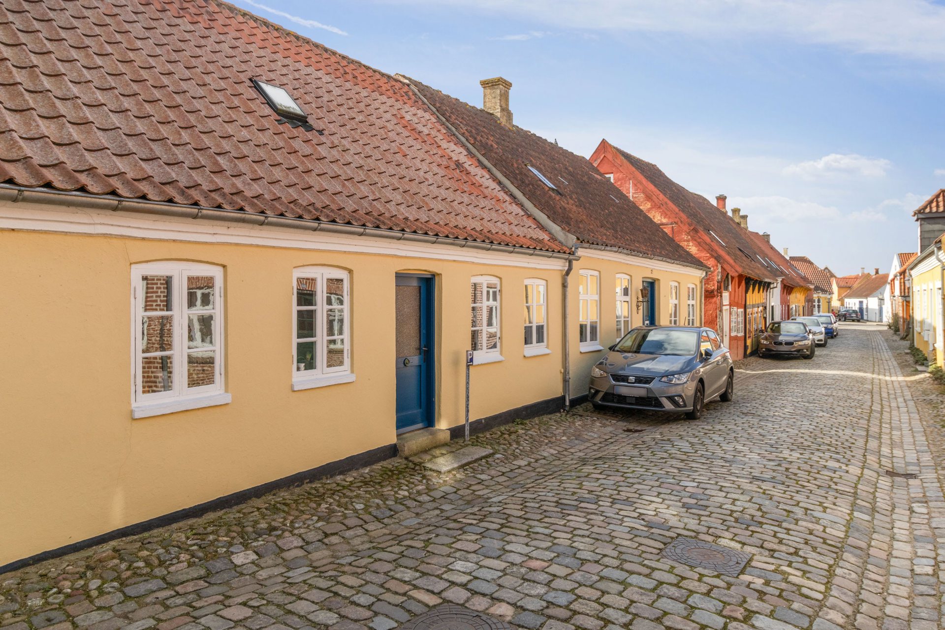 Spændende byhus med god loftshøjde!