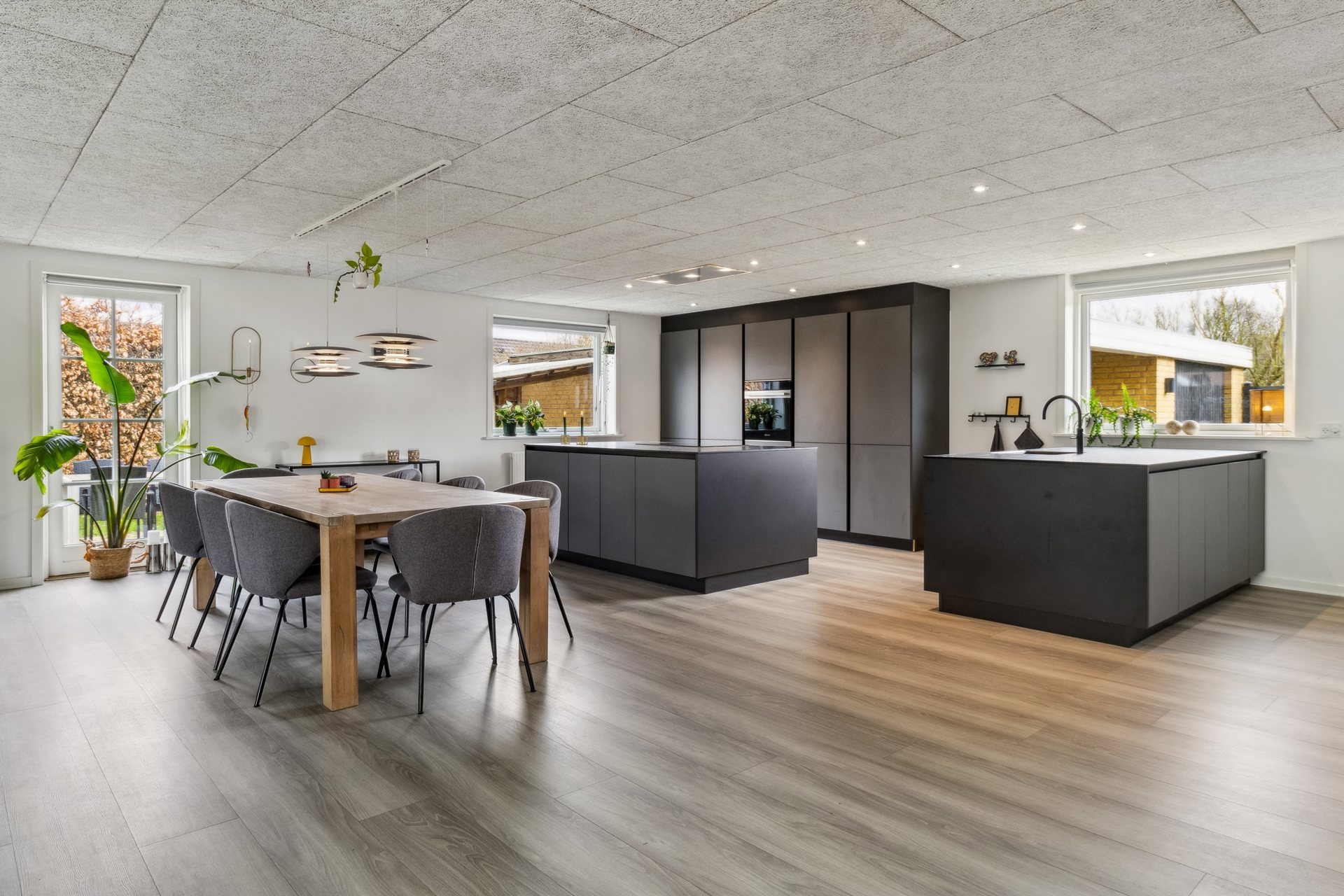 Renoveret og indflytningsklar villa på Nørremarken!
