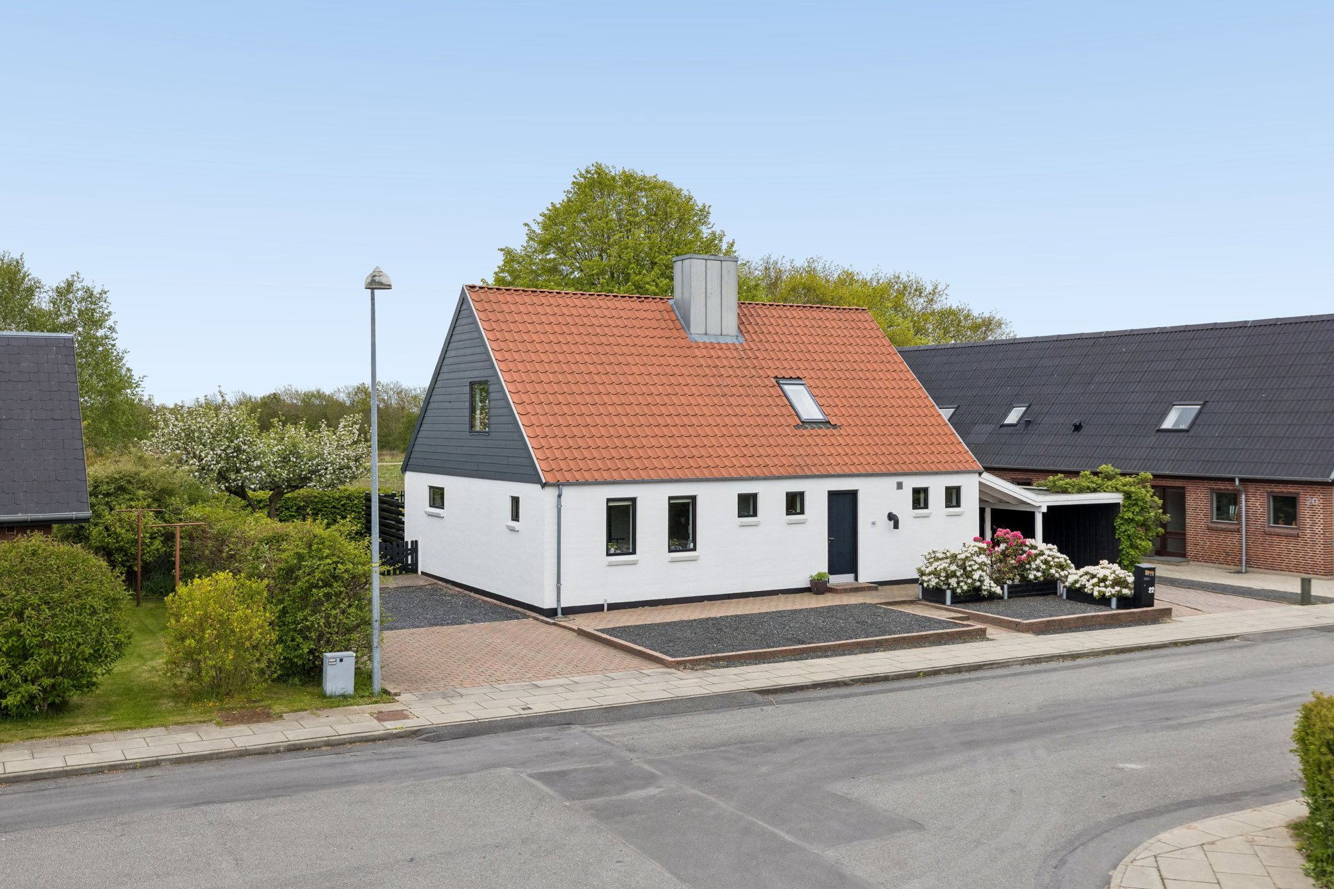 Unik og indbydende familievilla med udsigt til åbne marker!