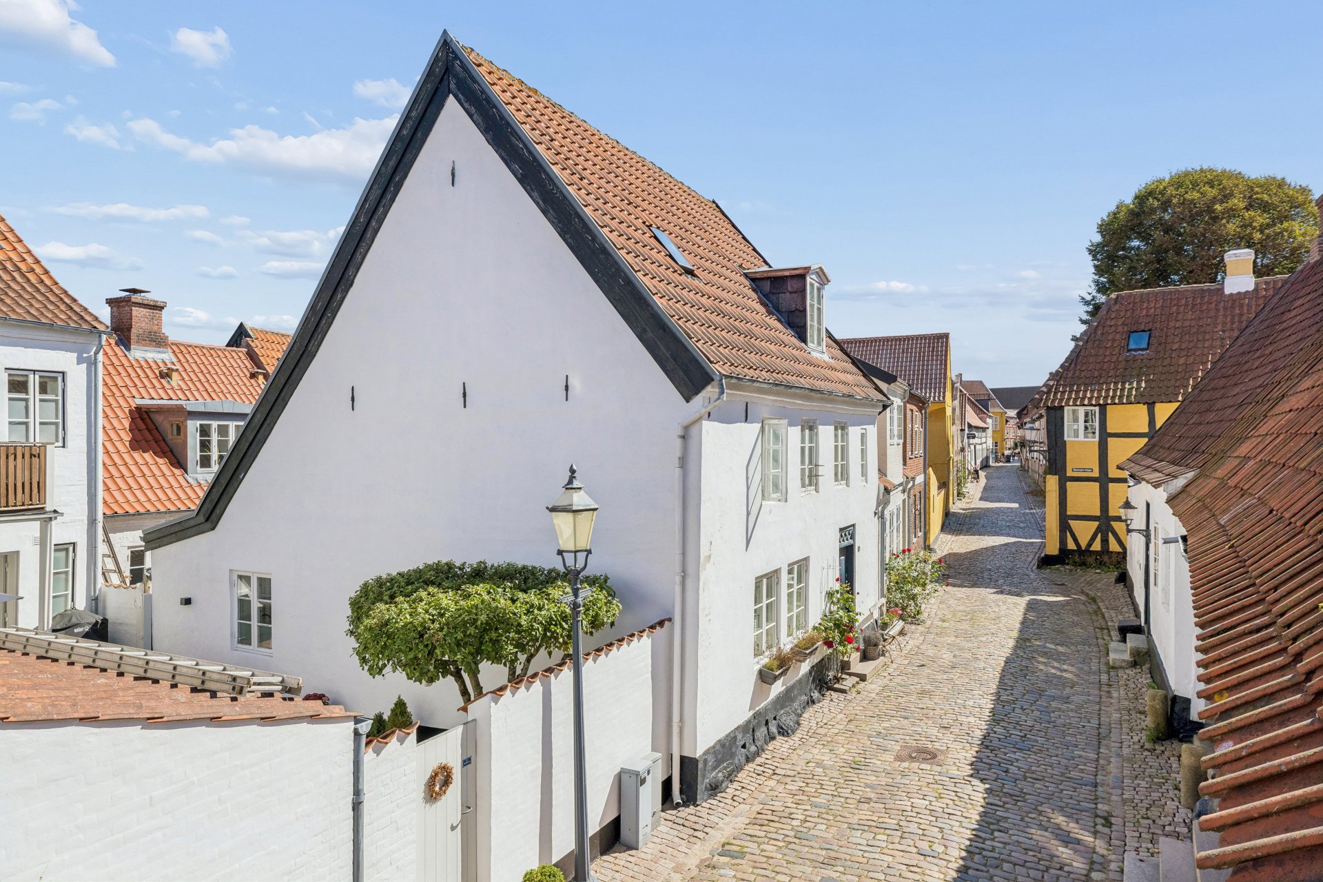 Historisk byhus med masser af charme midt i Ribe!